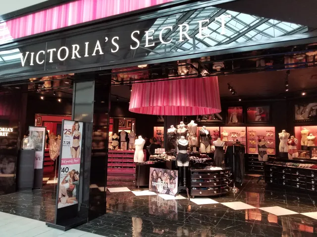 Victoria’s Secret & PINK
