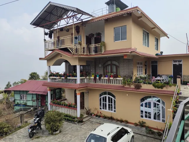 Khaling serene aritar