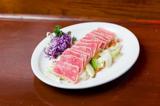 Sumo Sushi Thai And Bar