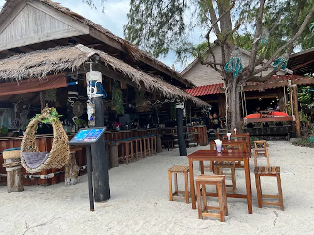 Elephant Bar and Beach Lounge