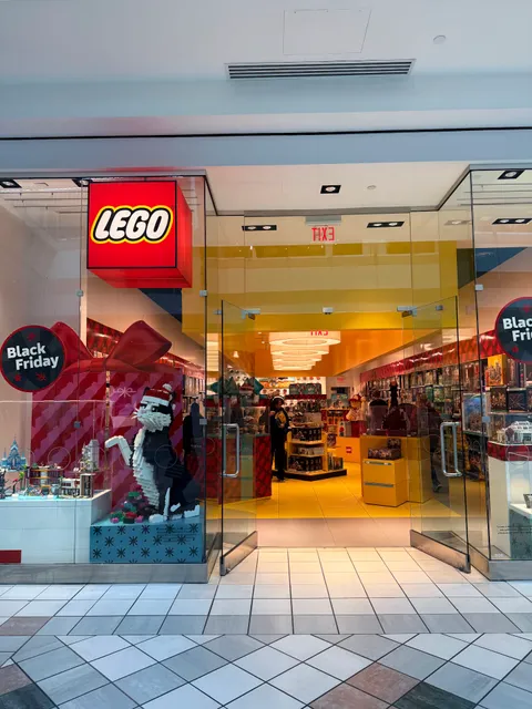 The LEGO® Store South Shore Plaza