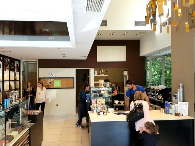 Leonidas Chocolates & Café - Chalandri