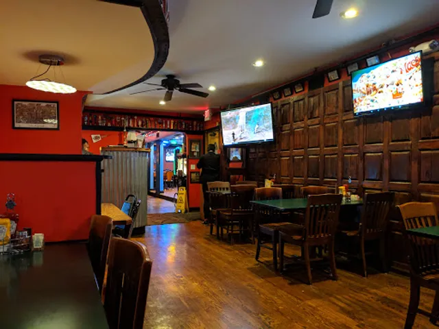 Mac’s Pizza Pub