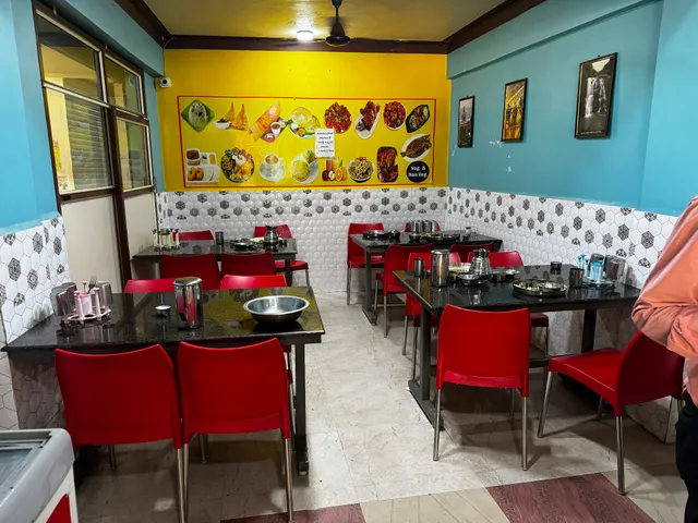 Dwaraka Restaurant