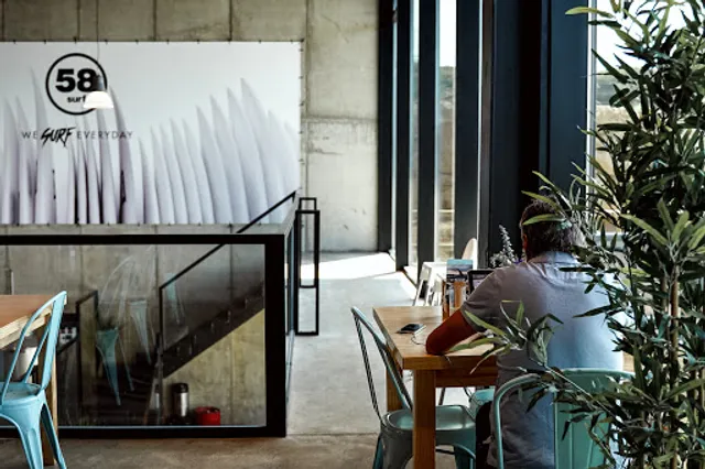 Maika’i the good food place