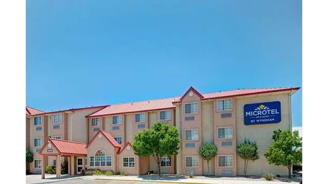 Microtel Inn & Suites by Wyndham Albuquerque West