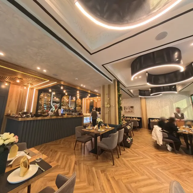 White City Bar & Restaurant