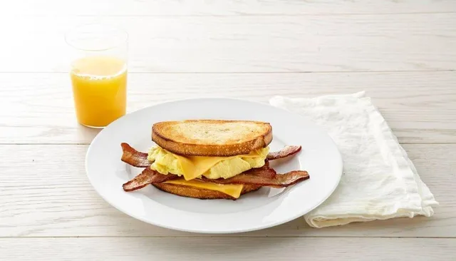 Hy-Vee Market Grille