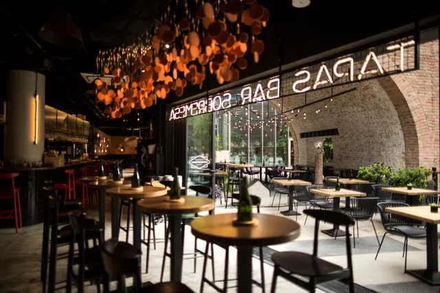 Sobremesa Tapas Bar Browary Warszawskie