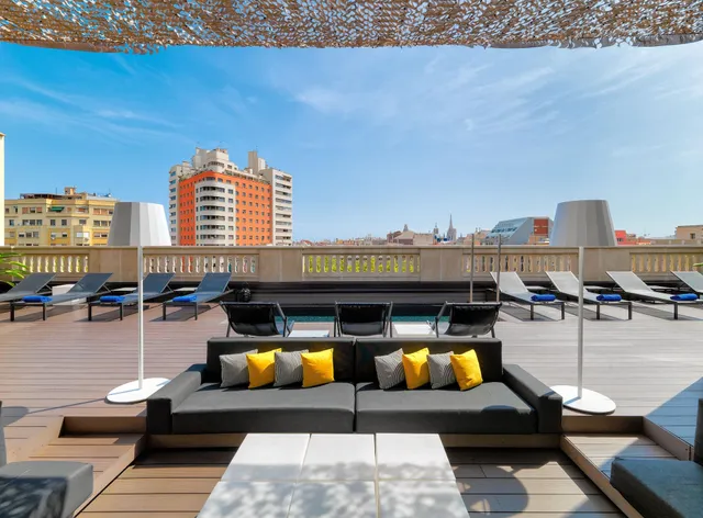 H10 Urquinaona Plaza