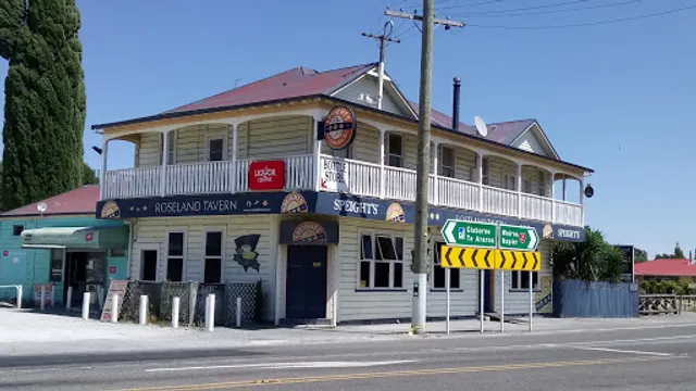 Roseland Tavern