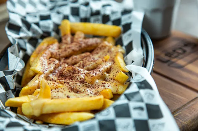 Led’s Steak and Burger