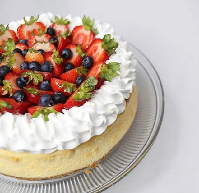 Mariela’s Cake Shop Cafetería + Pastelería