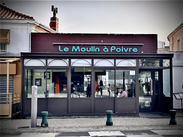 Le Moulin à Poivre