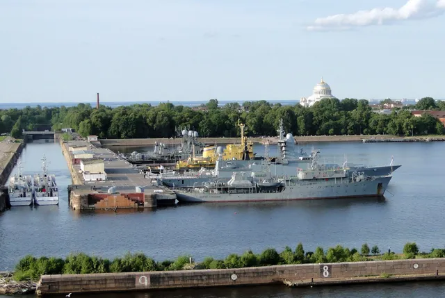 Ust'-Rogatka Kronstadt