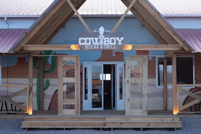 Cowboy Steak Grill - Nuevo Ideal