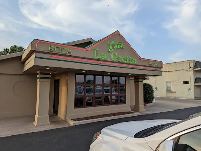 Lou’s LaGrotto