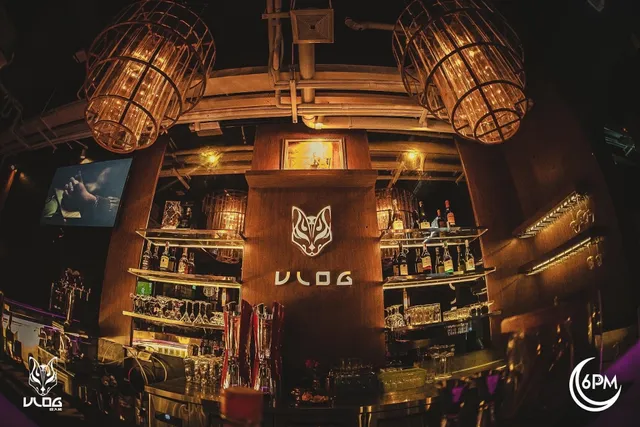 Vlog Bar Phuket