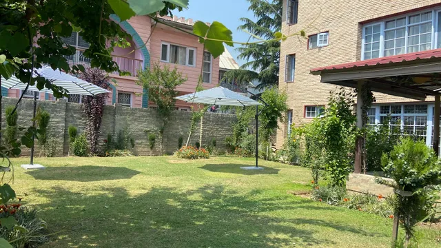 DOVE HOMES, KURSU- RAJBAGH