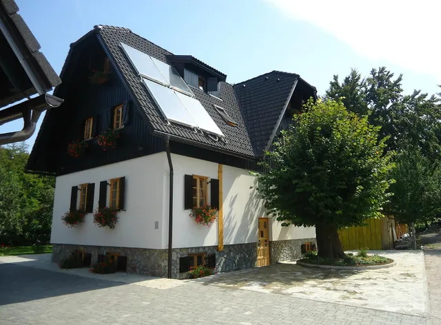 Pansion House Prijeboj