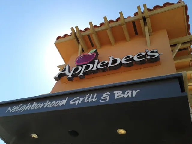 Applebee's Grill + Bar