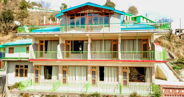 Pristine Mountain Lodge Chail
