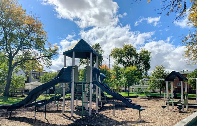 Kucinski-Murphy (Vicki, Rosebeth) Park