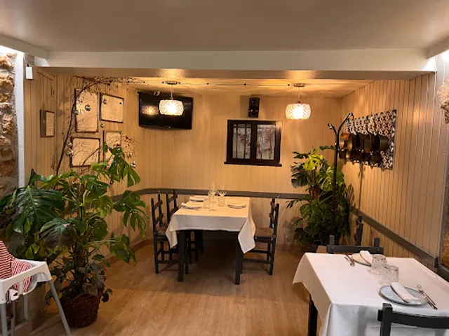 Casa Pedro - Restaurante y Alojamiento Rural