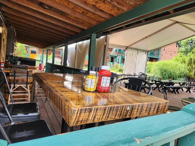 The Warehouse (Dresden)