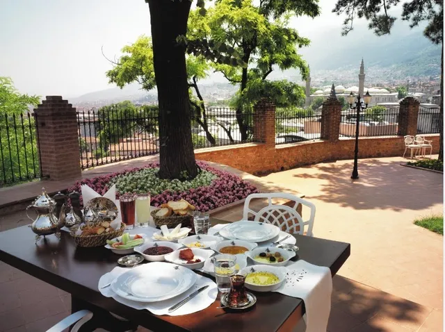 Sümbüllü Bahçe Konağı