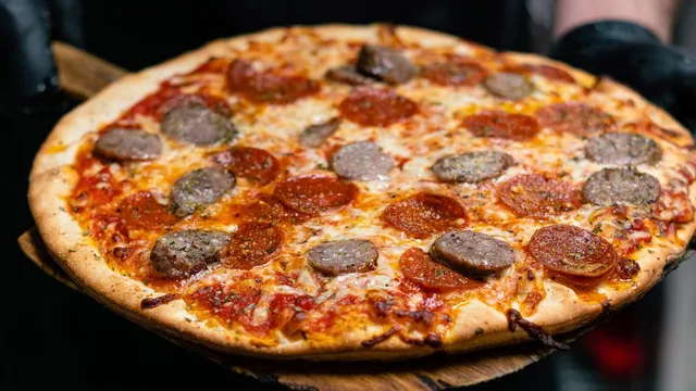 Harry's Famous Pizza