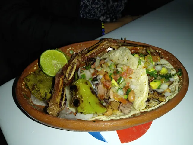 Tacos de asada "el nel"