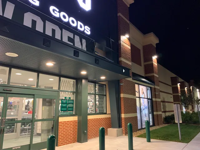 DICK'S Sporting Goods