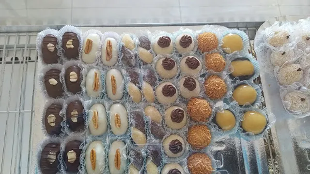 Avenida Panificadora & Confeitaria