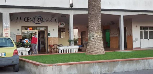 Central Bar