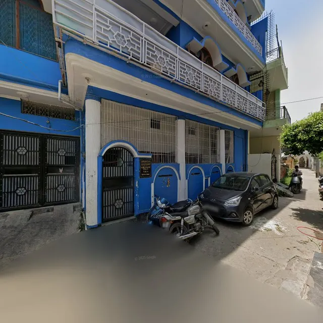 Abdullah Villa Girl's Hostel