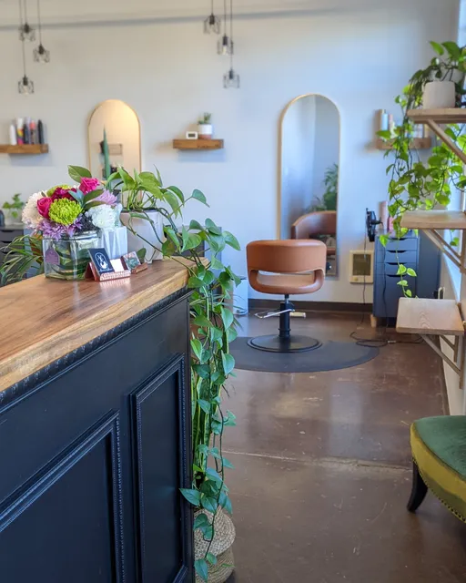 Stella Salon and Spa LLC