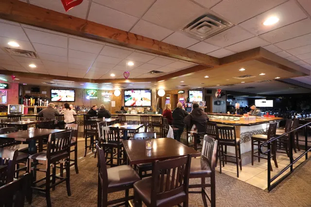 Commander Restaurant & Bar