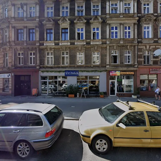 Jedności Narodowej 104