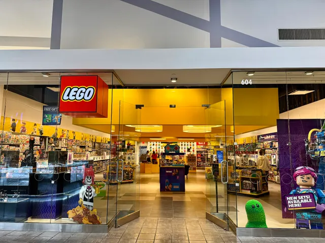 LEGO® Store