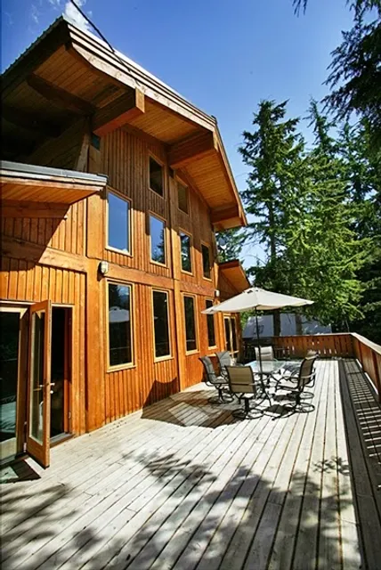 Alpine Lodge Whistler