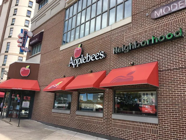 Applebee's Grill + Bar