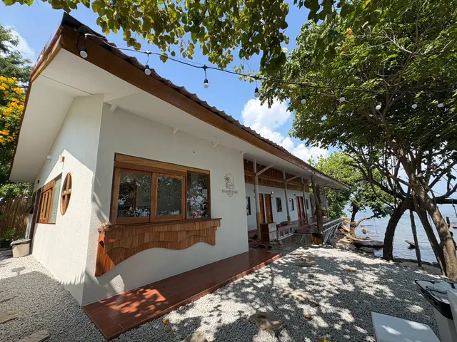 บ้านเพลินเกาะเสม็ด BaanPlearnKhoSamed