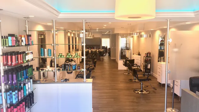 Salon TG