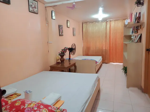 CHARMS DE ALBIA GUESTHOUSE