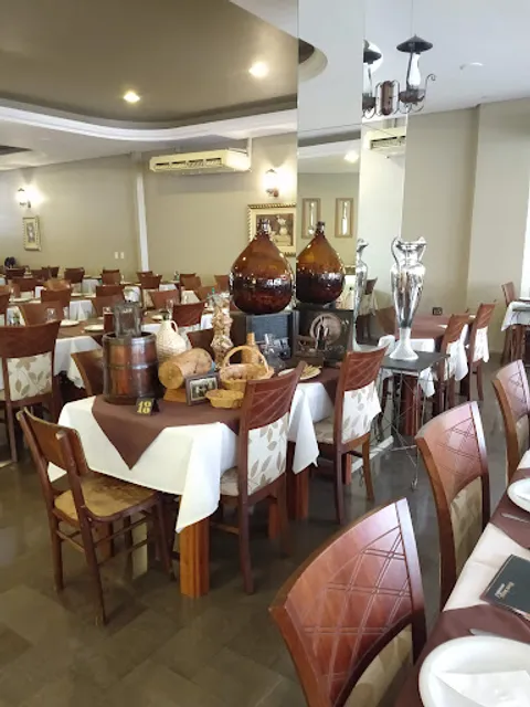 Vino Vecchio Restaurante