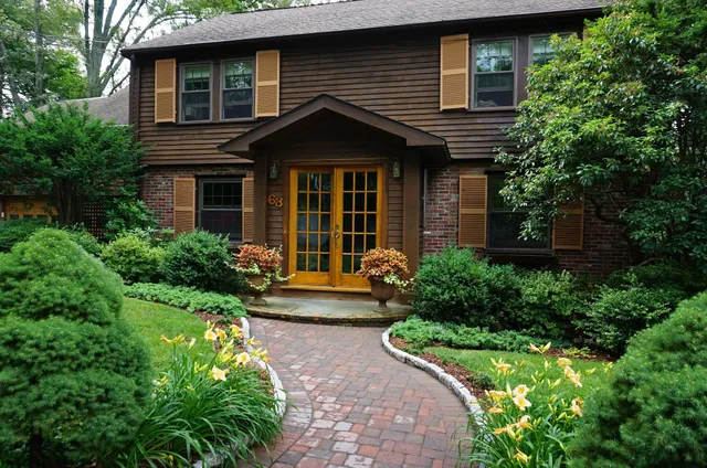 Alderwood Bed & Breakfast