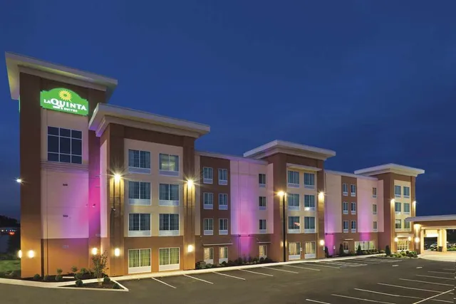 La Quinta Inn & Suites by Wyndham Paducah