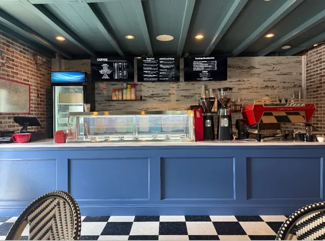 The Sweetside Cafe & Creamery