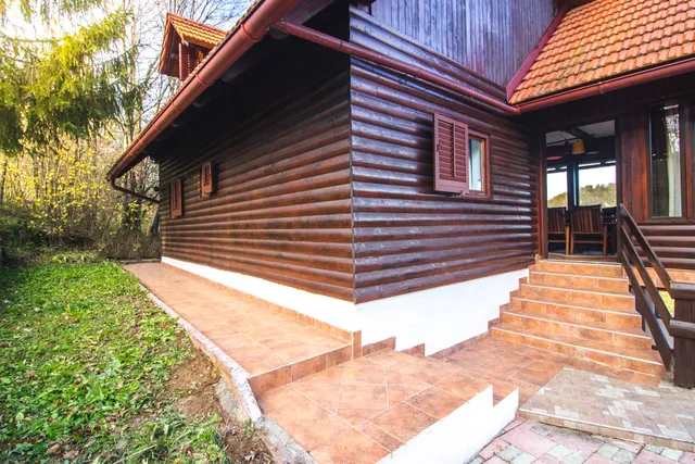 Holiday House Pure Nature